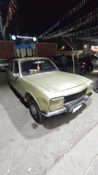 بيجو 504 1978 ذهبي مستعملة للبيع
