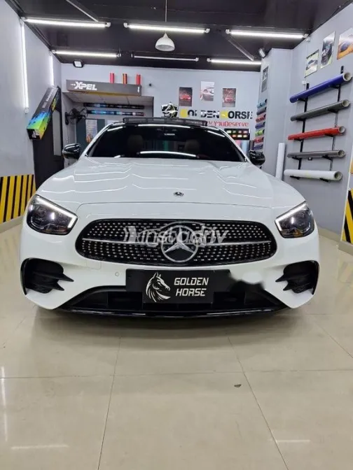 مرسيدس E 200 AMG 2021 أبيض مستعملة للبيع - 1