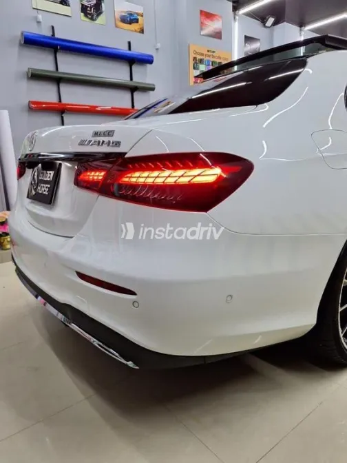 مرسيدس E 200 AMG 2021 أبيض مستعملة للبيع - 2