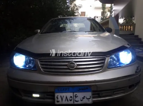 نيسان صنى 2009 ذهبي مستعملة للبيع - 1