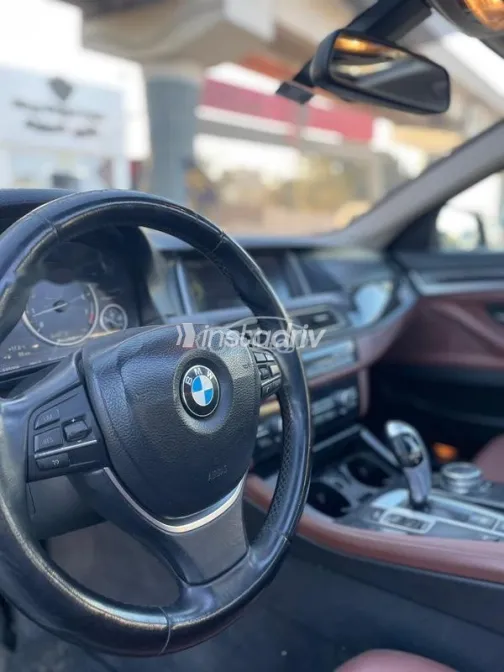 بي ام دبليو 520 2015 أسود مستعملة للبيع - 3
