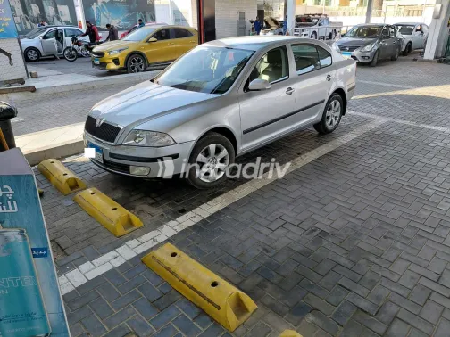 سكودا اوكتافيا A5 2008 أبيض مستعملة للبيع - 2