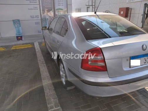 سكودا اوكتافيا A5 2008 أبيض مستعملة للبيع - 4