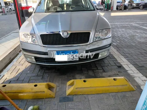 سكودا اوكتافيا A5 2008 أبيض مستعملة للبيع - 5