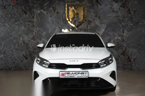 Kia K4 2023 White Used for Sale - 1