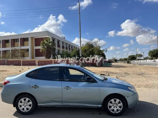 Hyundai Elantra 2010 White Used for Sale - 4
