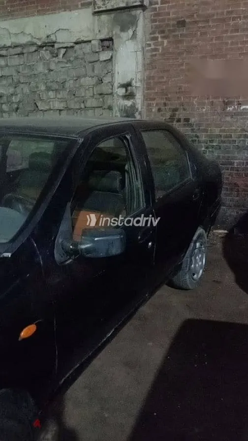 فيات سينا 2001 أسود مستعملة للبيع - 2