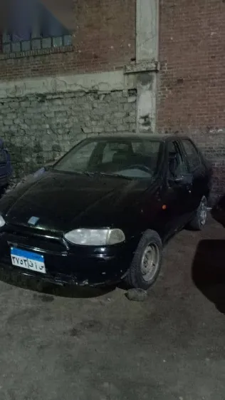 فيات سينا 2001 أسود مستعملة للبيع