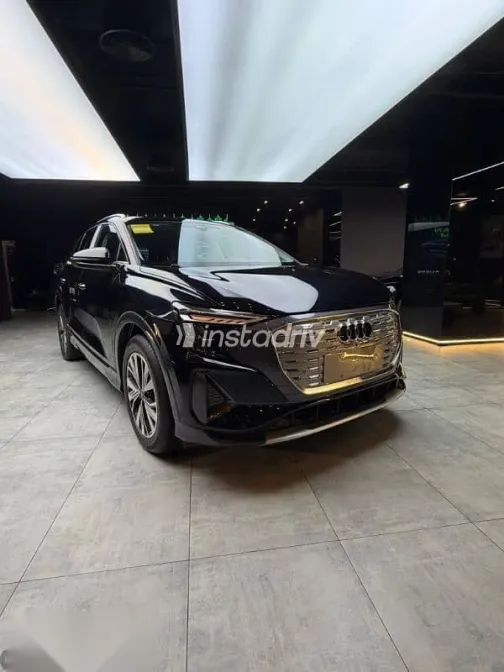 اودي Q5 2025 أسود جديدة للبيع - 3