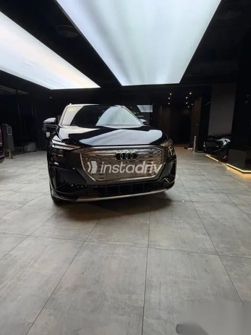 اودي Q5 2025 أسود جديدة للبيع - 6