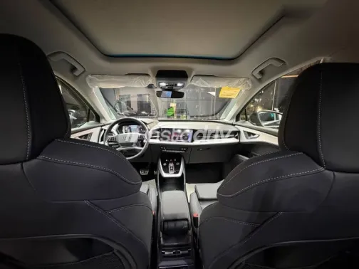 اودي Q5 2025 أسود جديدة للبيع - 8