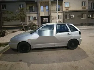 سيات ابيزا 1998 رمادي مستعملة للبيع