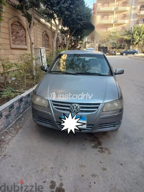 فولكس فاغن بوينتر 2006 فضي مستعملة للبيع - 2