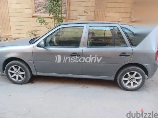 فولكس فاغن بوينتر 2006 فضي مستعملة للبيع - 3