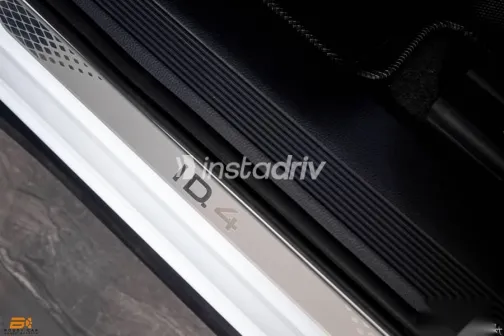 فولكس فاغن اي دي 4 2025 أبيض جديدة للبيع - 8