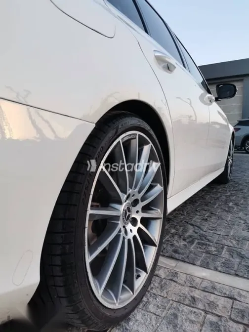 Mercedes E 200 2016 White Used for Sale - 4