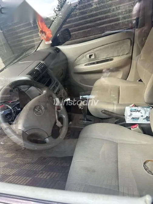 تويوتا افانزا 2007 فضي مستعملة للبيع - 5