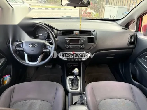 كيا ريو 2015 أحمر مستعملة للبيع - 5