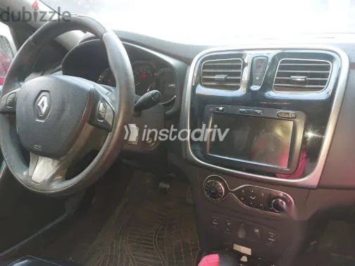 رينو لوجان 2015 نبيتي مستعملة للبيع - 4