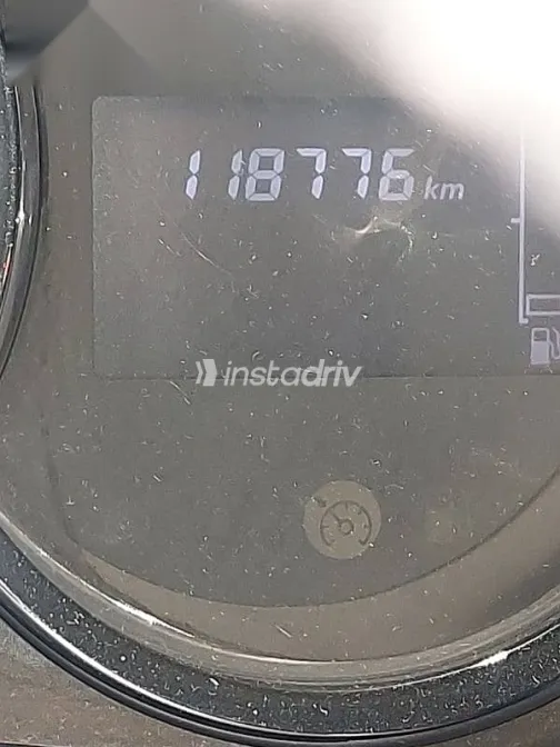 رينو لوجان 2015 نبيتي مستعملة للبيع - 5