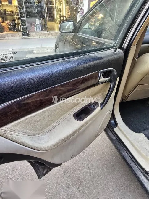 اسبيرانزا A620 2010 أسود مستعملة للبيع - 5