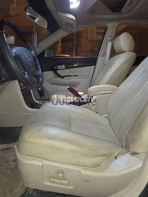 اسبيرانزا A620 2010 أسود مستعملة للبيع - 8