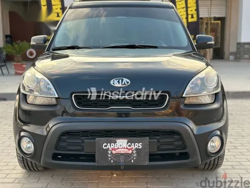 كيا سول 2014 أسود مستعملة للبيع - 1