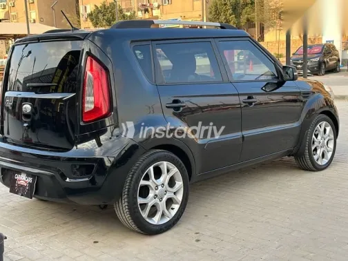 كيا سول 2014 أسود مستعملة للبيع - 5