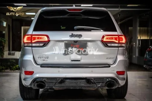 جيب جراند شيروكي 2015 رمادي مستعملة للبيع - 5