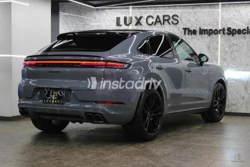 بورش كايين اس 2024 رمادي مستعملة للبيع - 2