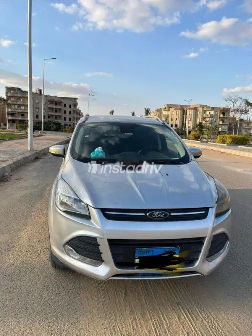 فورد كوجا 2016 أبيض مستعملة للبيع - 1