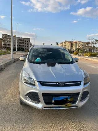 فورد كوجا 2016 أبيض مستعملة للبيع