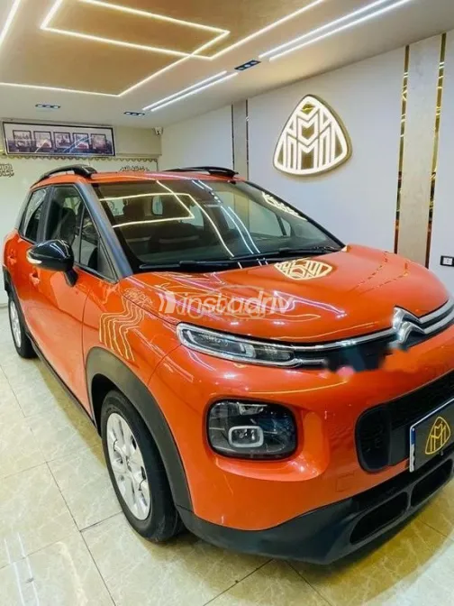سيتروين C3 اير كروس 2021 برتقالي مستعملة للبيع - 2