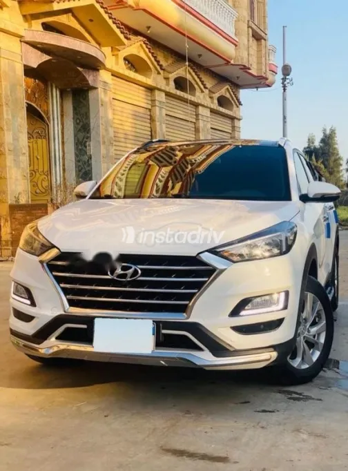 Hyundai Tucson GDI 2021 White Used for Sale - 1