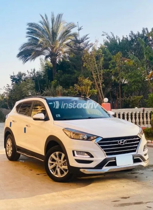 Hyundai Tucson GDI 2021 White Used for Sale - 4