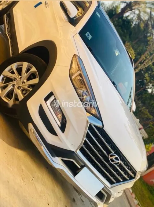 Hyundai Tucson GDI 2021 White Used for Sale - 5