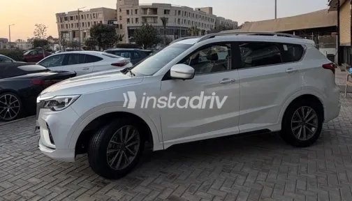 جيتور X70S 2021 أبيض مستعملة للبيع - 2