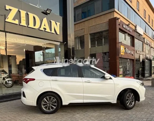 جيتور X70S 2021 أبيض مستعملة للبيع - 3