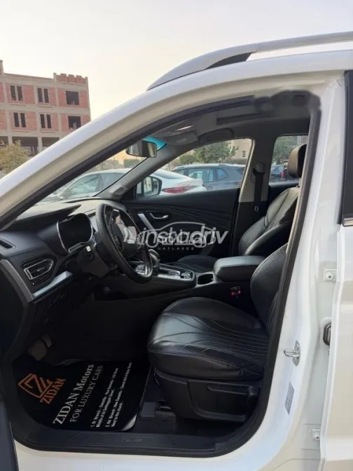 جيتور X70S 2021 أبيض مستعملة للبيع - 5