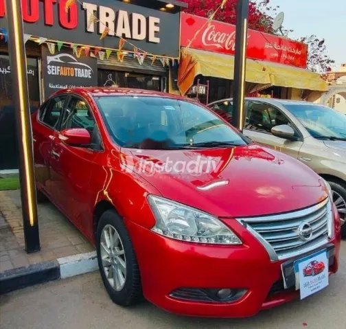 نيسان سنترا 2019 أحمر مستعملة للبيع - 5
