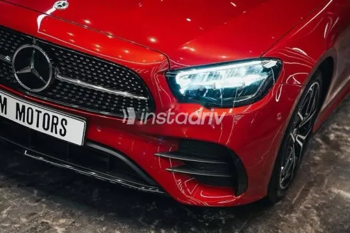 مرسيدس E 200 2023 أحمر مستعملة للبيع - 3