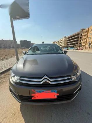 سيتروين سي اليزيه 2022 فضي مستعملة للبيع
