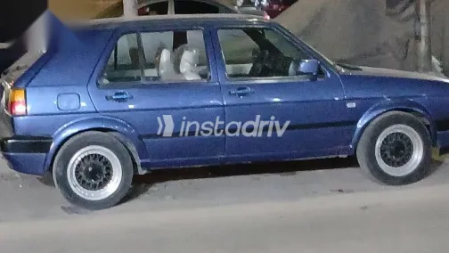 فولكس فاغن جولف 1988 أزرق غامق مستعملة للبيع - 3