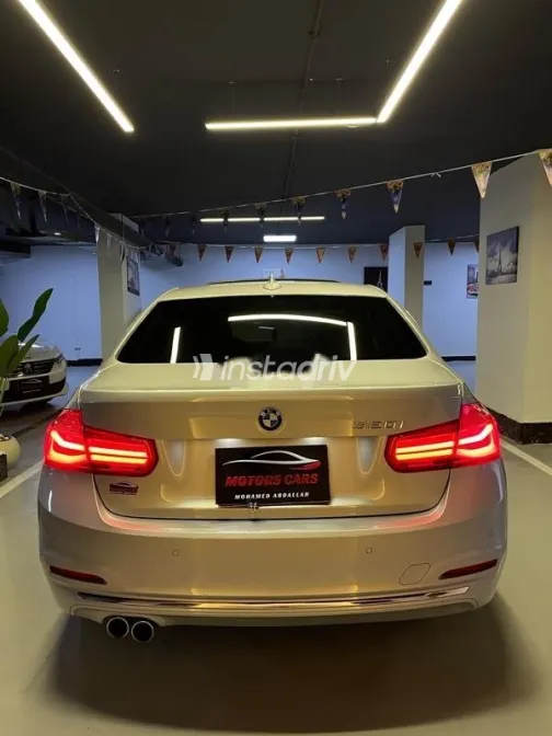 بي ام دبليو 320 2017 فضي مستعملة للبيع - 5