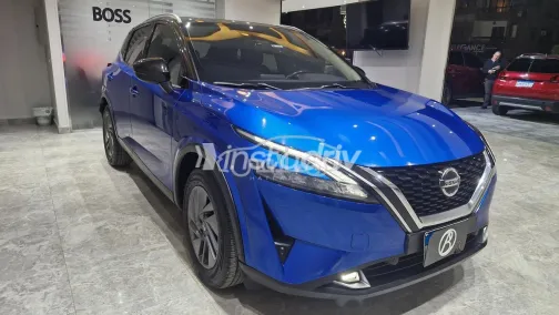 نيسان قشقاي 2022 أزرق غامق مستعملة للبيع - 2