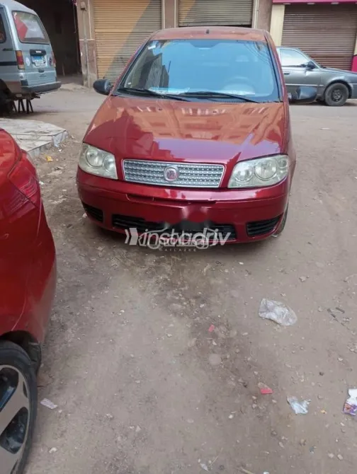 Fiat Punto 2011 Red Used for Sale - 2