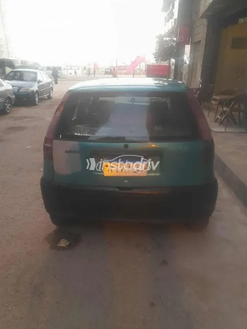 فيات بونتو 1995 أخضر مستعملة للبيع - 2