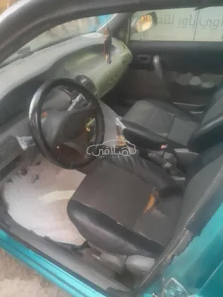 فيات بونتو 1995 أخضر مستعملة للبيع