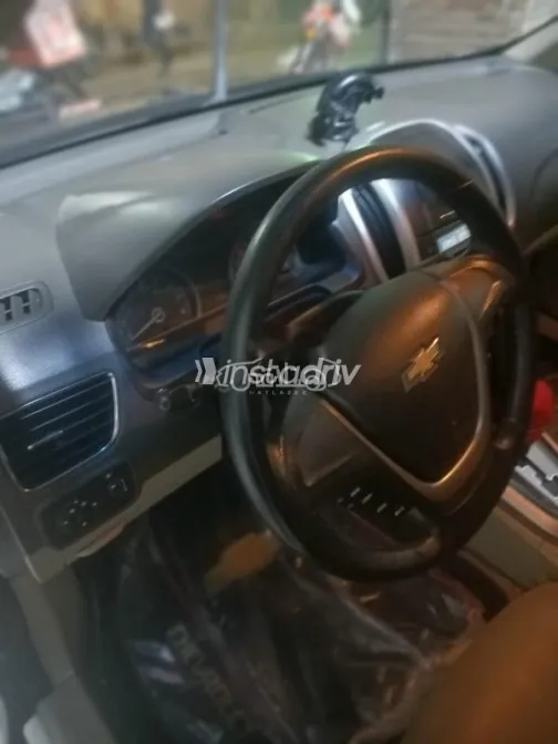 Chevrolet Optra 2020 White Used for Sale - 4