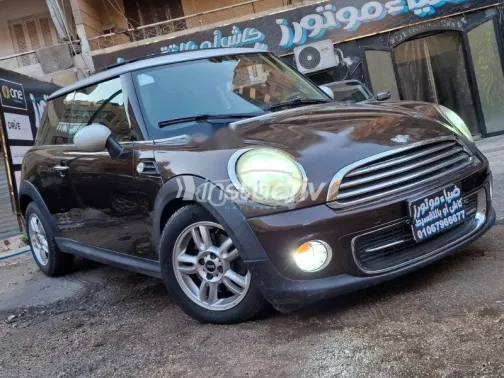 Mini Cooper 2011 Brown Used for Sale - 3